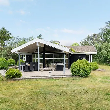 Bina - 1-9km From The Sea In Nw Jutland By Interhome ブロックフス
