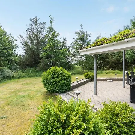Bina - 1-9km From The Sea In Nw Jutland By Interhome 別荘