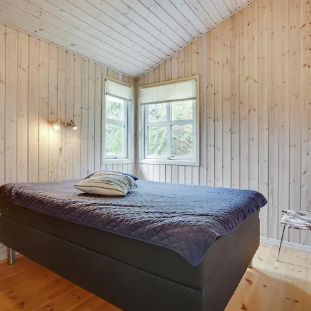 Bina - 1-9km From The Sea In Nw Jutland By Interhome 別荘