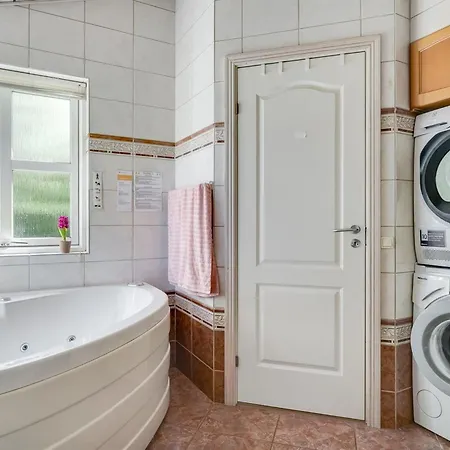 Feriehus Bina - 1-9km From The Sea By Interhome *